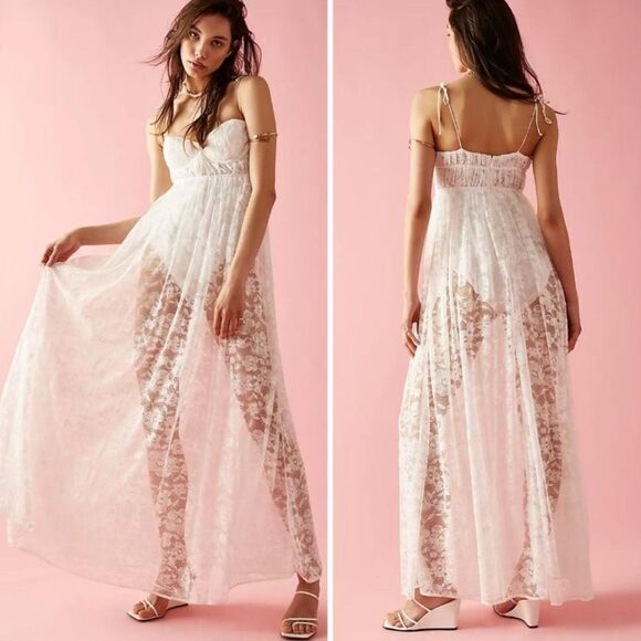 For Love & Lemons Dresses & Skirts - NWT For Love & Lemons Lace Bustier Maxi Dress White Size XS $266
